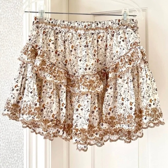 Aritzia Sunday Best Lady Skirt - Picture 1 of 3